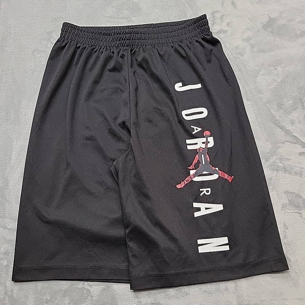 Jordan Shorts Boys XL Black 7176-023 Basketball Mesh Athletic Gym